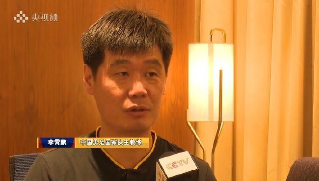 美女没穿内裤